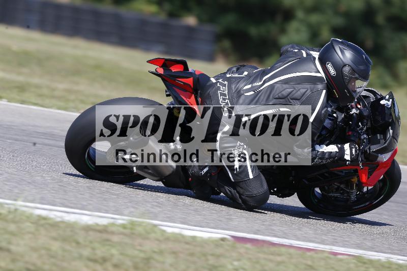 /Archiv-2025/49 26.08.2025 Cornu Master School ADR/blau-bleu/57